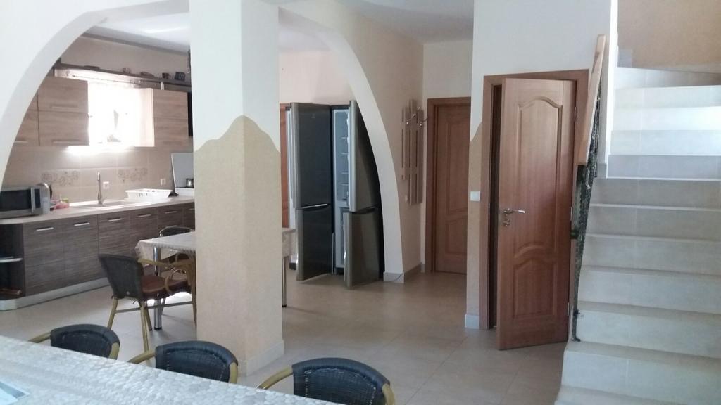 Hotel Casa Fulg De Nea à Moeciu De Sus Extérieur photo